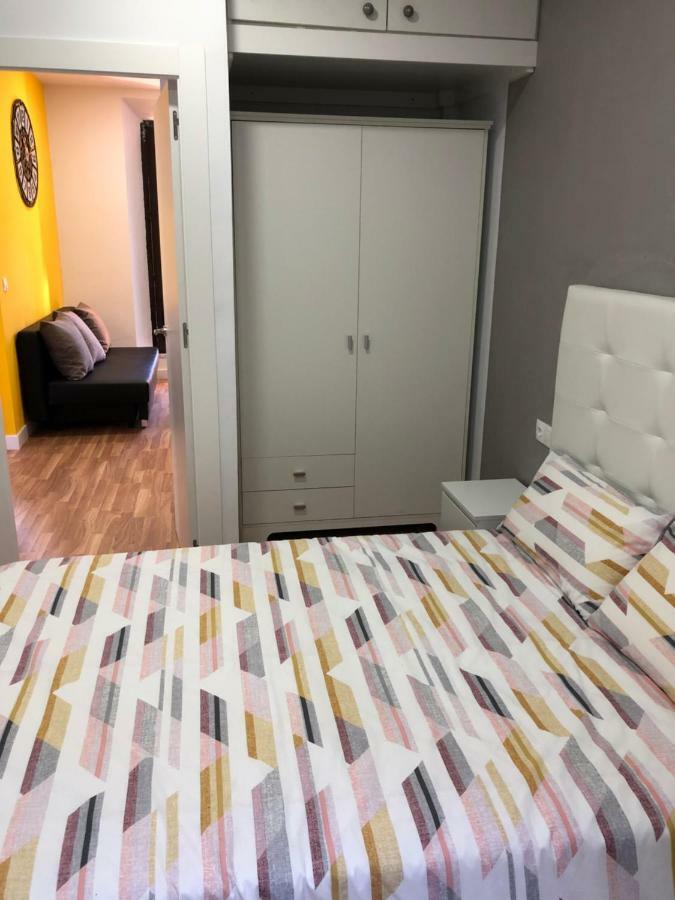 Plaza Del Campo Del Principe Apartment Гранада Екстериор снимка