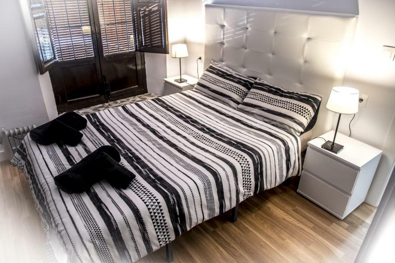 Plaza Del Campo Del Principe Apartment Гранада Екстериор снимка